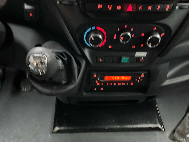Iveco daily waardetransport - bedrijfswagen - afbeelding 10 van  19