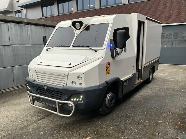Iveco daily waardetransport - bedrijfswagen - afbeelding 1 van  19