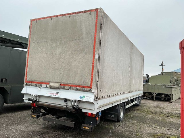 Iveco eurocargo 110-220l vrachtwagen - afbeelding 7 van  12