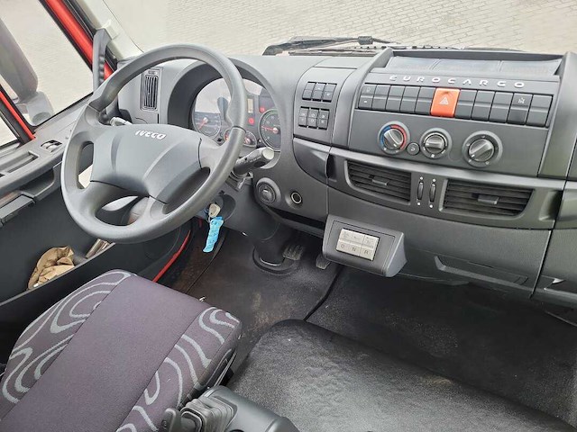 Iveco eurocargo 160e300 crewcab doka - chassis truck / fire fighting trucks - afbeelding 8 van  27