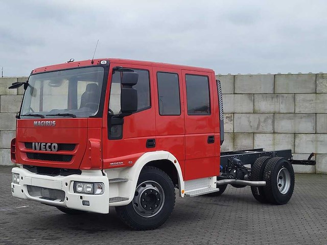 Iveco eurocargo 160e300 crewcab doka - chassis truck / fire fighting trucks - afbeelding 1 van  27