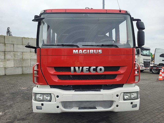 Iveco eurocargo 160e300 crewcab doka - chassis truck / fire fighting trucks - afbeelding 23 van  27