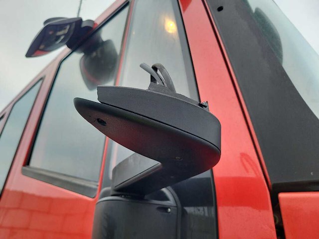 Iveco eurocargo 160e300 crewcab doka - chassis truck / fire fighting trucks - afbeelding 26 van  27
