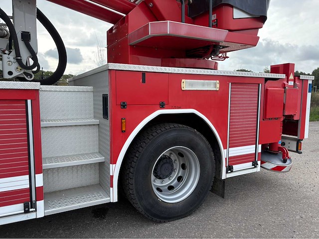 Iveco eurocargo 180e300 – magirus m33p ladderwagen / brandweerwagen - afbeelding 3 van  26