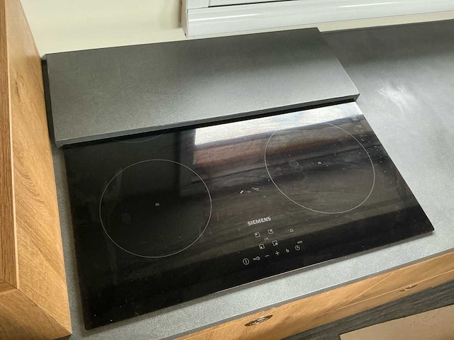 Iveco ml135e18w volledig professioneel opgebouwde expeditie-/overlandtruck/camper - afbeelding 10 van  185