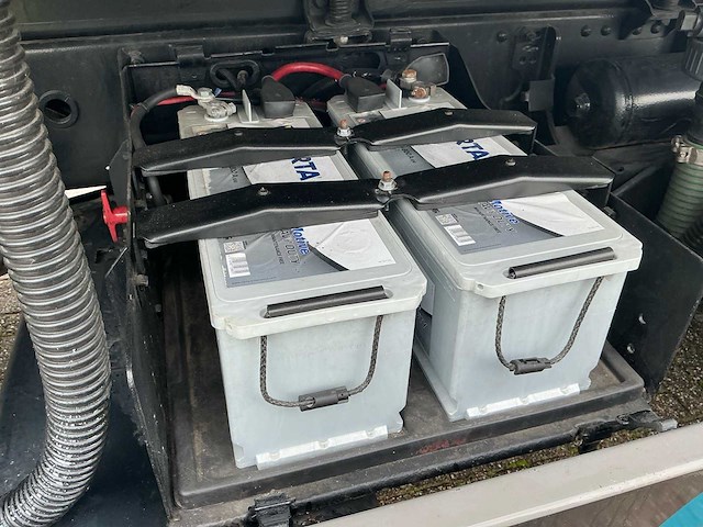 Iveco ml135e18w volledig professioneel opgebouwde expeditie-/overlandtruck/camper - afbeelding 125 van  185