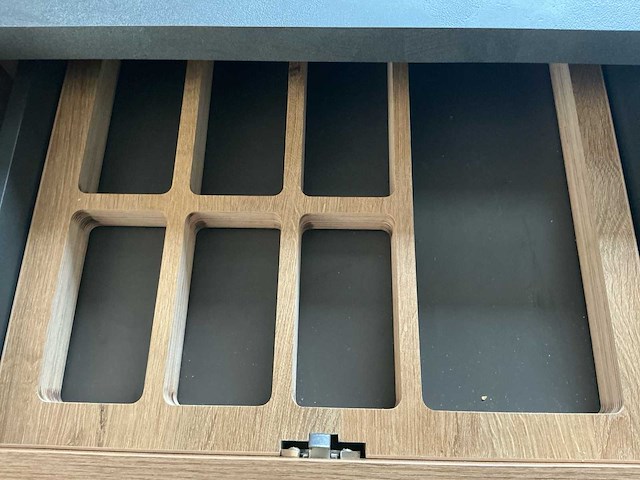 Iveco ml135e18w volledig professioneel opgebouwde expeditie-/overlandtruck/camper - afbeelding 11 van  119