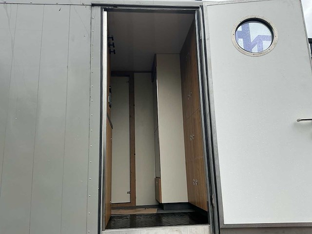 Iveco ml135e18w volledig professioneel opgebouwde expeditie-/overlandtruck/camper - afbeelding 108 van  119