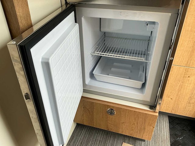 Iveco ml135e18w volledig professioneel opgebouwde expeditie-/overlandtruck/camper - afbeelding 110 van  119