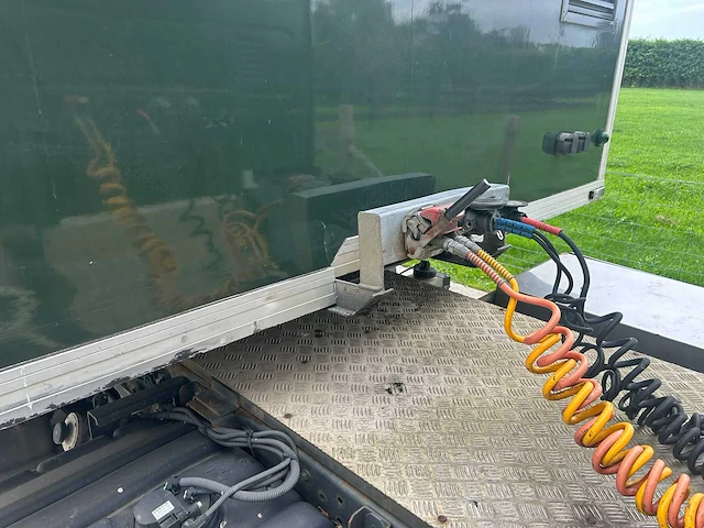 Iveco ml90e18/p bedrijfswagen met verkoopwagen - afbeelding 11 van  30