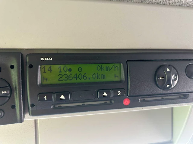 Iveco ml90e18/p bedrijfswagen met verkoopwagen - afbeelding 19 van  30