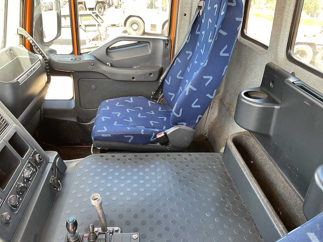 Iveco trakker 360 vrachtwagen - afbeelding 8 van  30