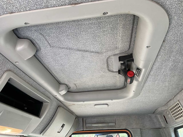 Iveco trakker 360 vrachtwagen - afbeelding 13 van  30