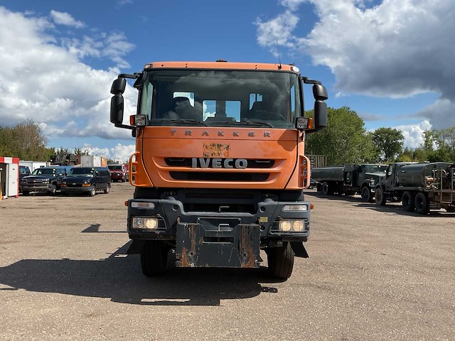 Iveco trakker 360 vrachtwagen - afbeelding 26 van  30