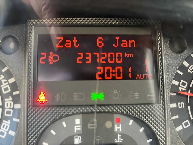 Iveco verkoop wagen ijscokraam met 230v installatie - afbeelding 37 van  37