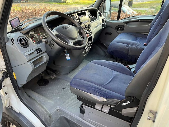 Iveco verkoop wagen ijscokraam met 230v installatie - afbeelding 8 van  37