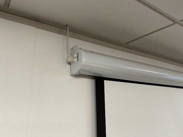 Ivisions - projectiescherm - afbeelding 2 van  4