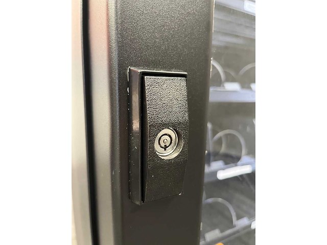 Ivm - uitvoerautomaat - afbeelding 4 van  21