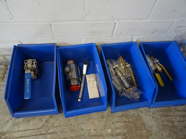 Ivr - partij gaskogelkranen en instelkranen - afbeelding 9 van  9