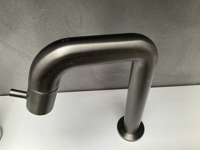 Ivy bond fonteinkraan geborsteld metal black - afbeelding 3 van  5