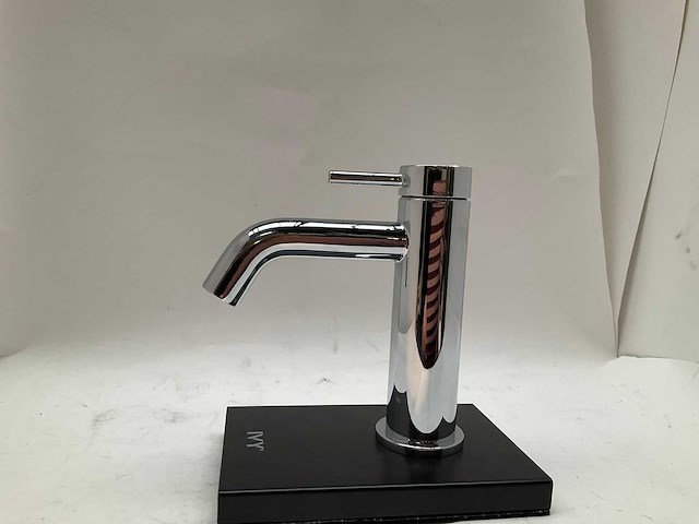 Ivy bond wastafelkraan laag model chroom - afbeelding 3 van  6