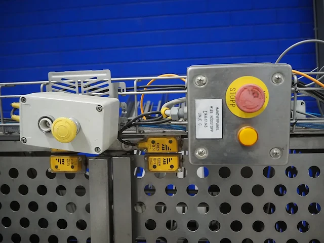 Ixia uk ltd. - afbeelding 2 van  11