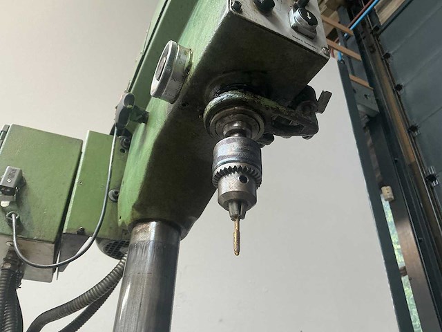 Ixion - bt 15 gl - pillar drilling machine - afbeelding 7 van  13