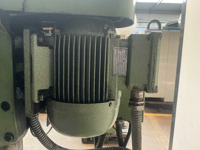 Ixion - bt 15 gl - pillar drilling machine - afbeelding 11 van  13