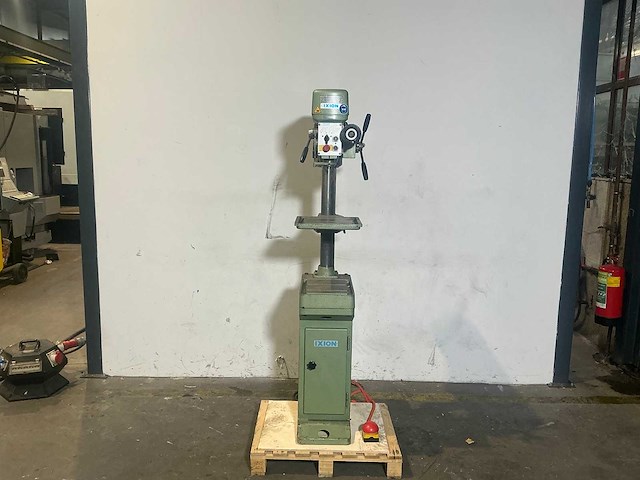 Ixion - btbu 15 stpg - kolomboormachine - afbeelding 1 van  12