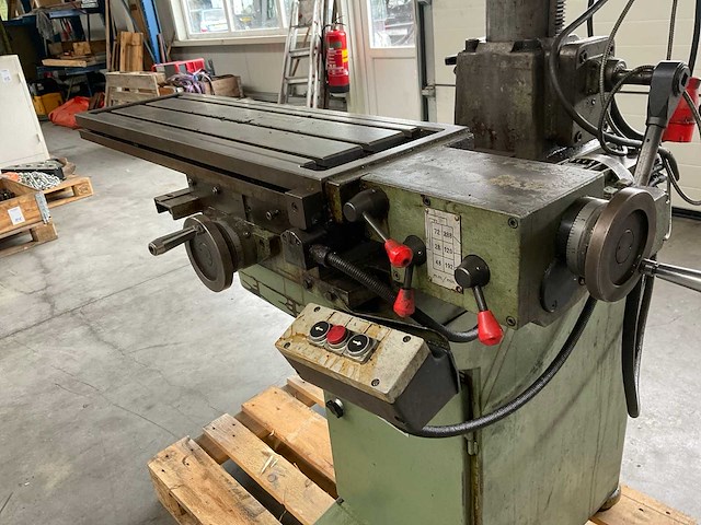 Ixion b1 30 kolomboor- freesmachine - afbeelding 2 van  15
