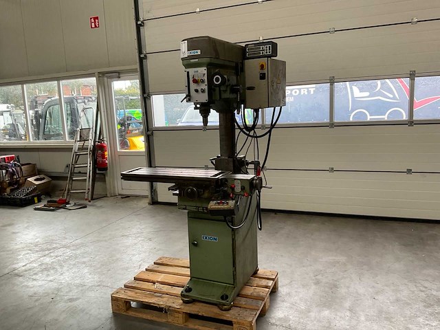 Ixion b1 30 kolomboor- freesmachine - afbeelding 1 van  15