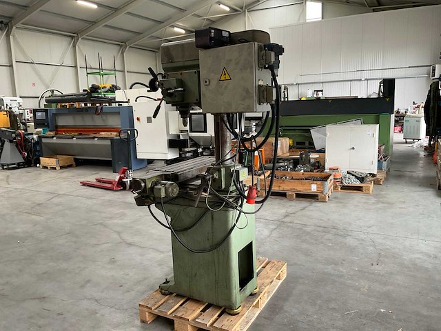 Ixion b1 30 kolomboor- freesmachine - afbeelding 10 van  15
