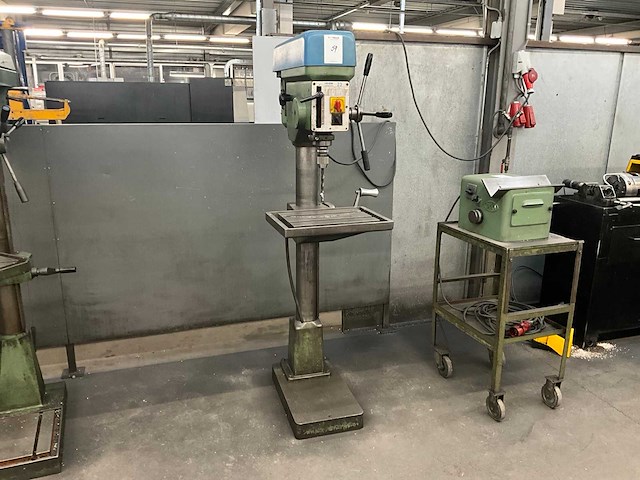 Ixion bs 23 kolomboormachine - afbeelding 2 van  7