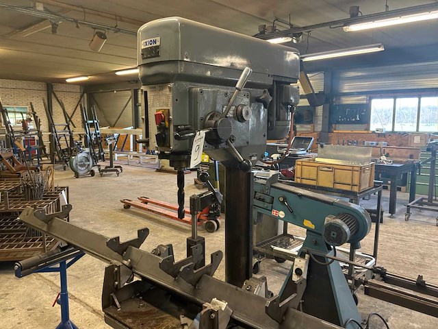 Ixion bs 30 av kolomboormachine - afbeelding 1 van  7