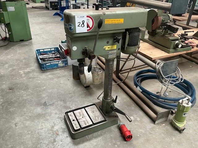 Ixion bt15 kolomboormachine - afbeelding 1 van  8