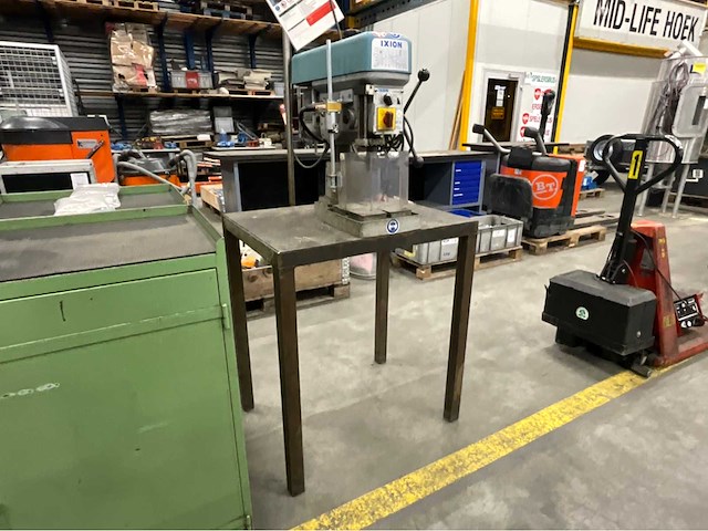 Ixion bt6 tafelboormachine - afbeelding 1 van  8