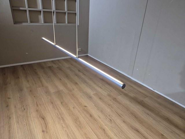 Iyo - ferrolight - yin-yang - hanglamp - showroommodel - afbeelding 4 van  9