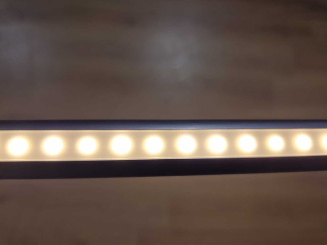 Iyo - ferrolight - yin-yang - hanglamp - showroommodel - afbeelding 8 van  9