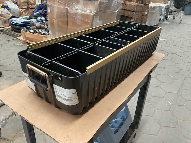 J & b manufacturing transportkist (3x) - afbeelding 1 van  7