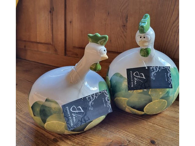 J-line kip en haan spaarpot keramiek groen/wit geel 2 stuks aantal 4 sets. - afbeelding 1 van  11