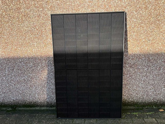Ja solar - set van 16 zonnepanelen (450 wp) - hybride omvormer - 12,9 kwh batterij - afbeelding 2 van  20