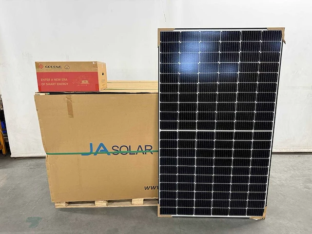 Ja solar - set van 31 zonnepanelen - goodwe 12kw omvormer - afbeelding 1 van  4