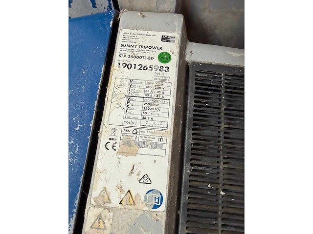 Ja solar - set van 75 gebruikte zonnepanelen (330 wp) - gebruikte sma (25 kw) omvormer - afbeelding 2 van  3