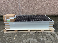 Ja solar - set van 8 zonnepanelen (340 wp) - solax 2.5 omvormer - afbeelding 1 van  6