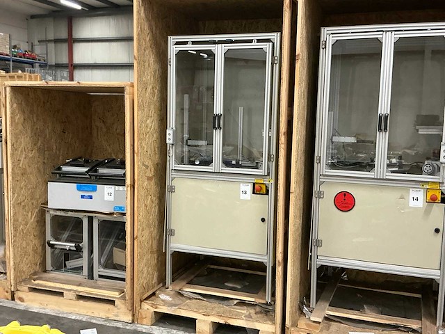 Jabil ev laadpaal testmachine - afbeelding 1 van  9