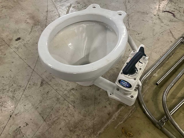 Jabsco - handbediend scheepstoilet - overige bootonderdeel - afbeelding 2 van  4