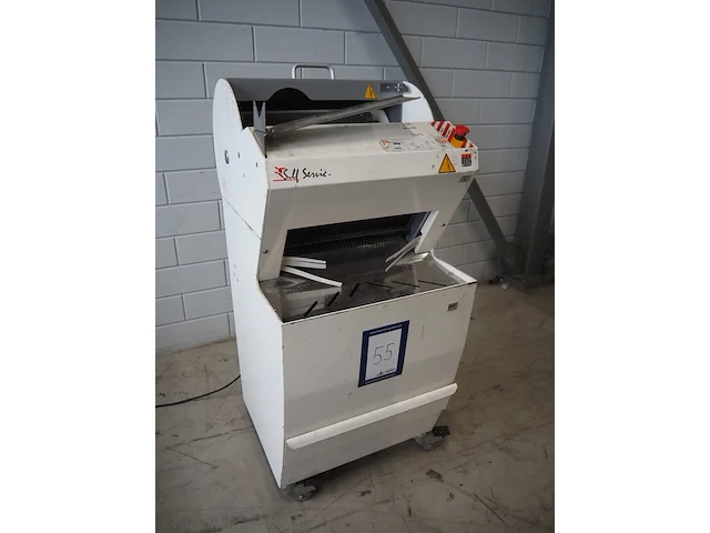 Jac - afbeelding 1 van  9