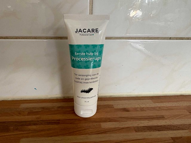 Jacere - tubes eerste hulp bij processierups gel (88x) - afbeelding 1 van  2