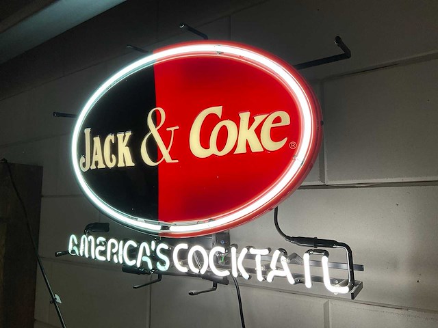 Jack & coke glas neon reclame - afbeelding 1 van  3