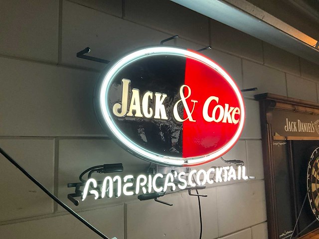 Jack & coke glas neon reclame - afbeelding 2 van  3